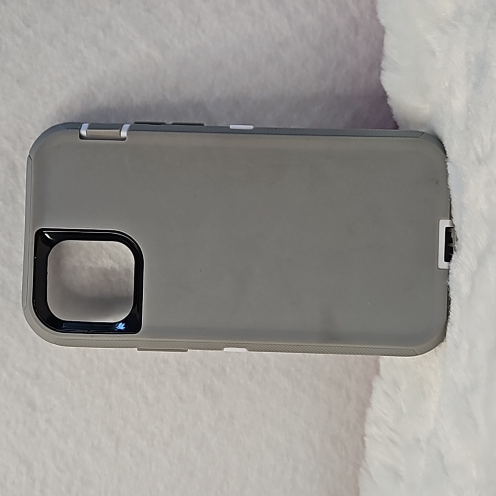 Cellphone case for iPhone 12 gray